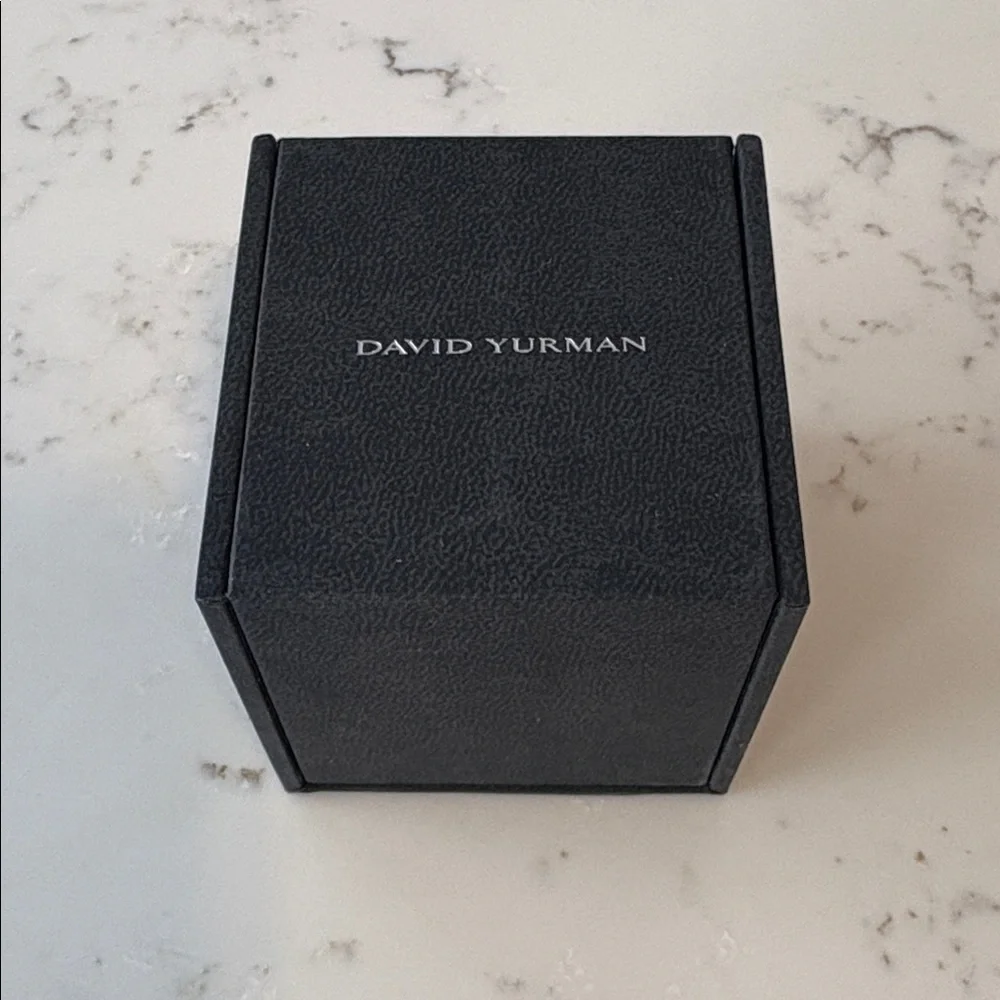 David Yurman ring Size.7 - Picture 2 of 4